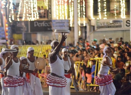 sri lanka traditional dance