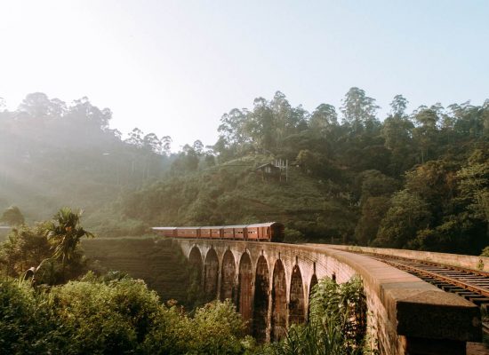 sri lanka train travels